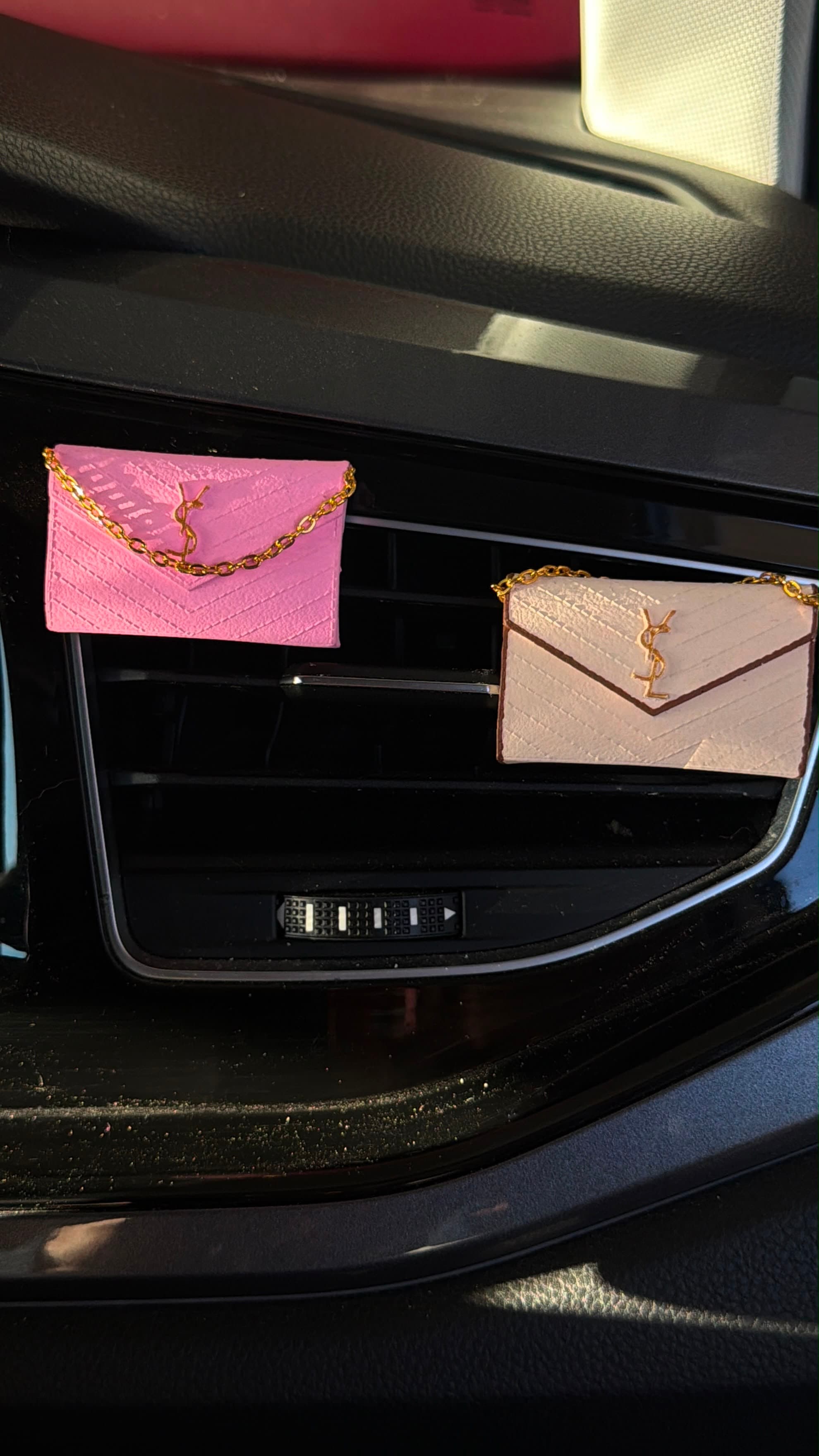 The YSL Envelope Bag Diffuser Clip